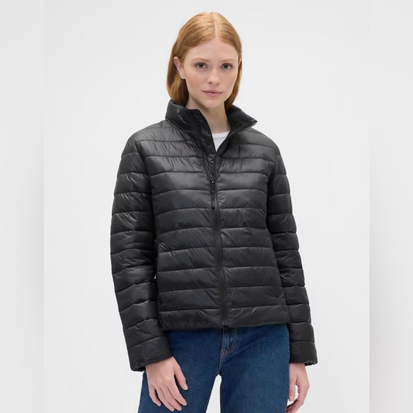 GAP Women's Lightweight Puffer Jacket - Picture 1 of 5